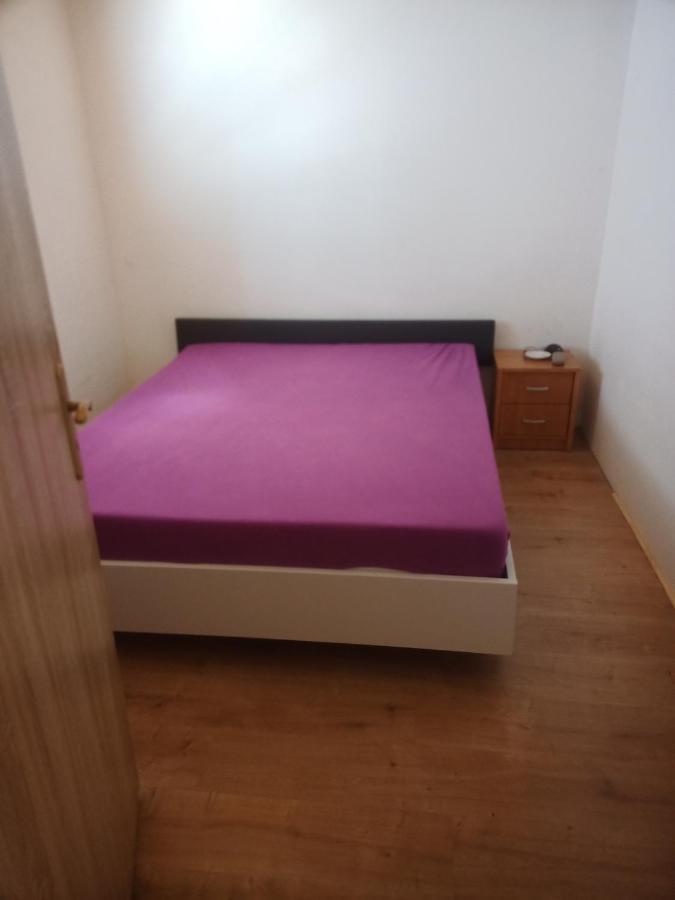 Na Cervene Louce 4 - Economy Class Cheb Dış mekan fotoğraf