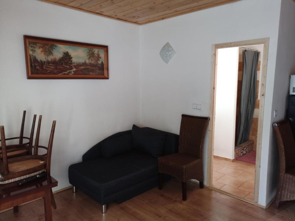 Na Cervene Louce 4 - Economy Class Cheb Dış mekan fotoğraf